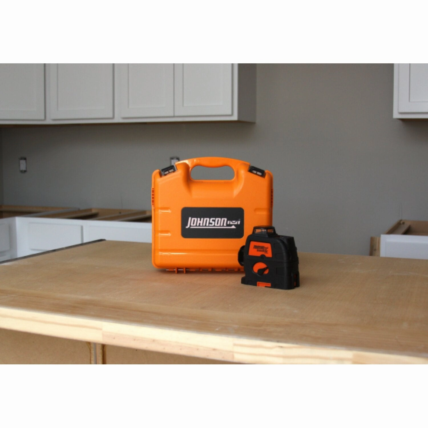 Johnson 40-6674 Self-Leveling 3x360 Laser with GreenBrite Technology