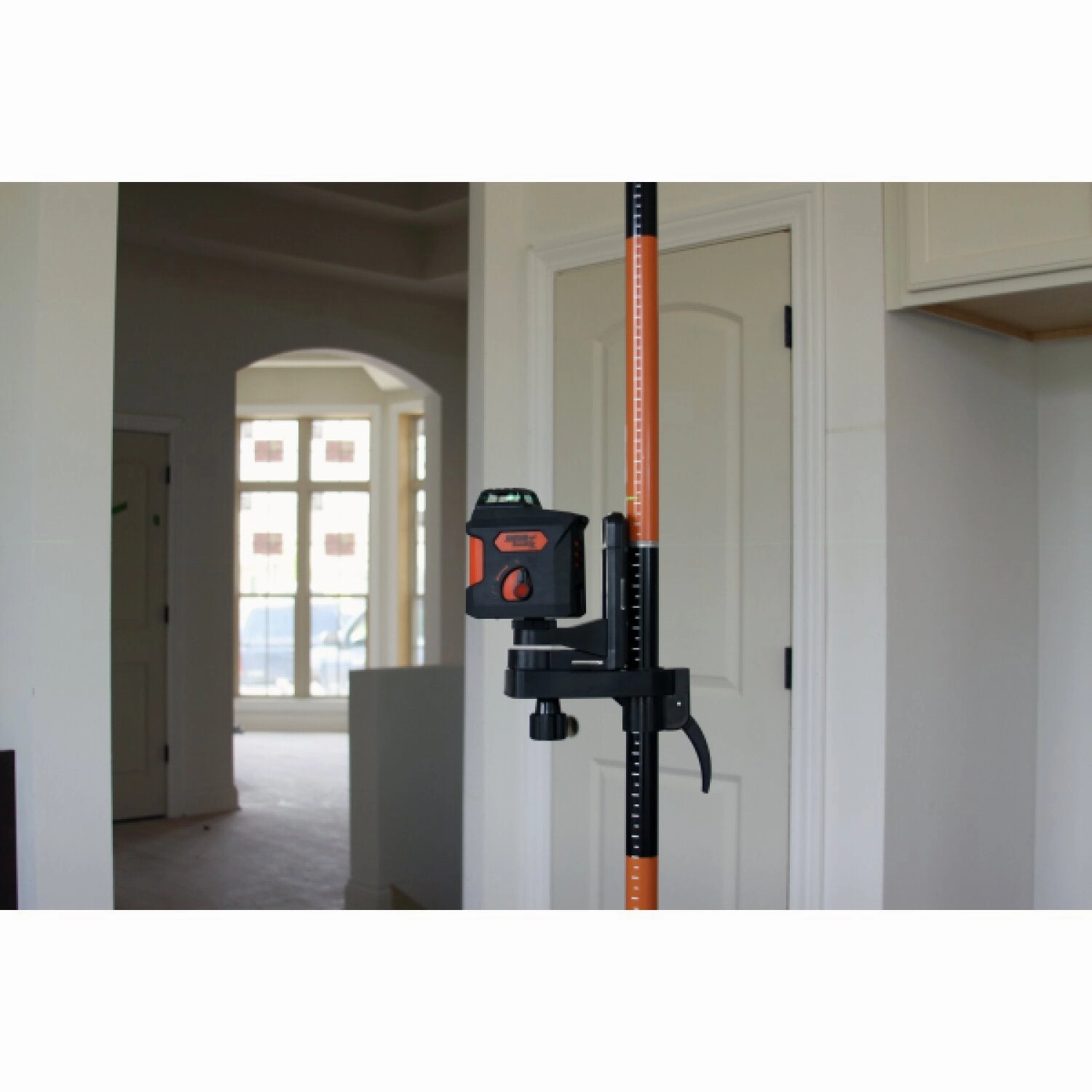 Johnson 40-6676 Self-Leveling 360 Laser w/Plumb Line with GreenBrite Technology