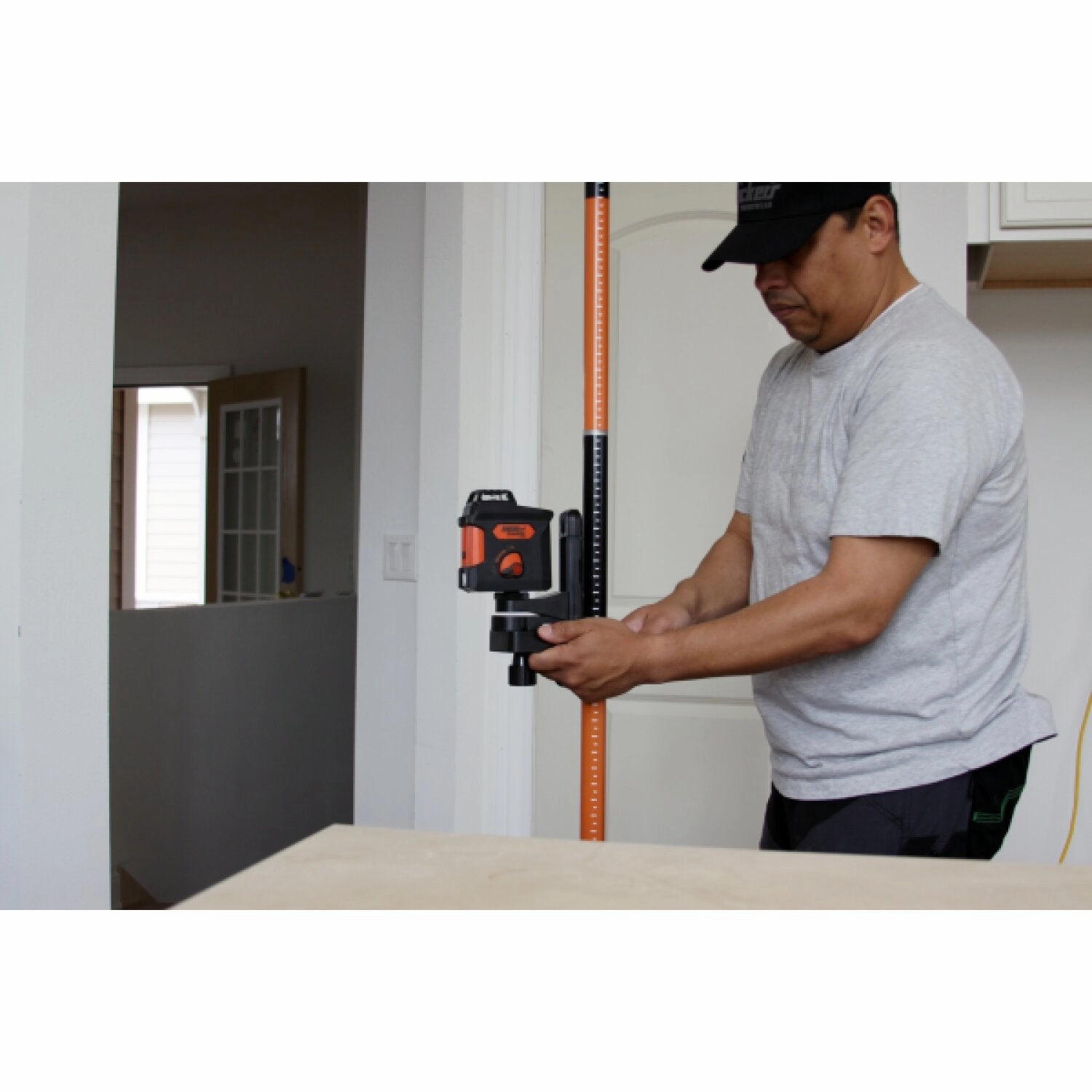 Johnson 40-6676 Self-Leveling 360 Laser w/Plumb Line with GreenBrite Technology