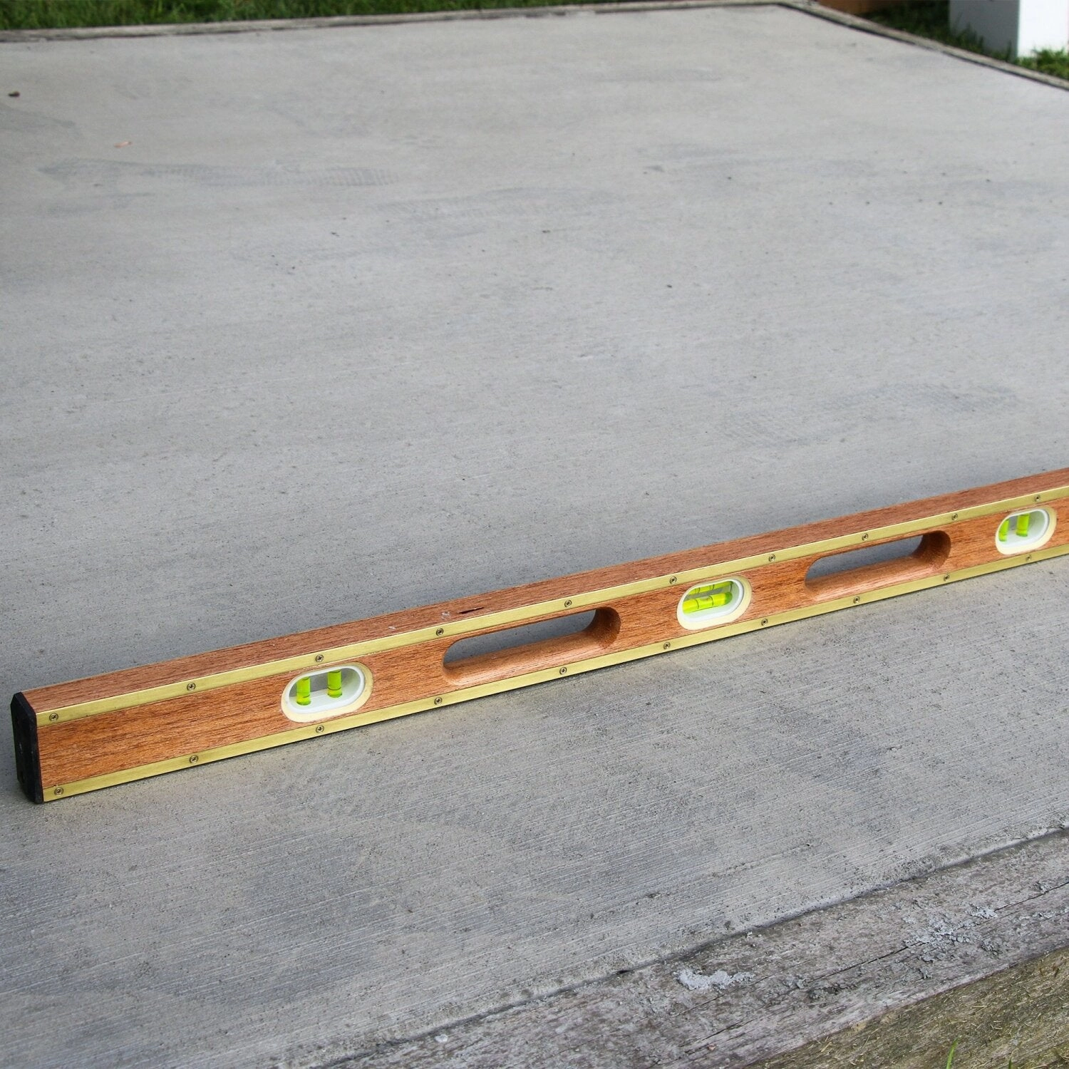 Sands Level & Tool SL22BY48 48 Professional Mahogany Flat Brass Level (6 Vials)